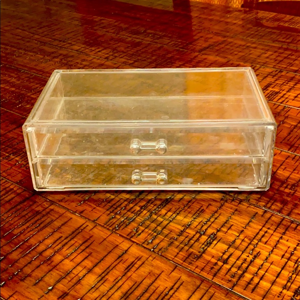 Make Up box